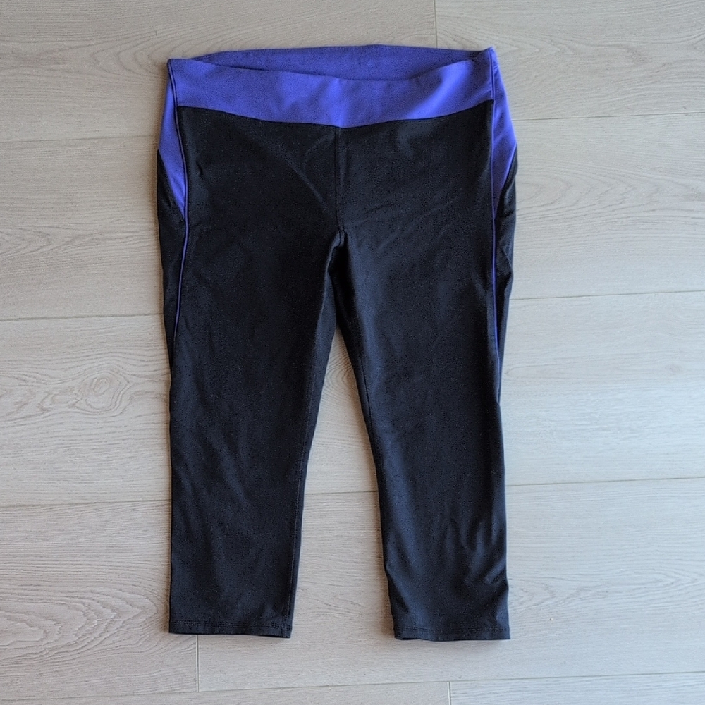 GAP Black Activewear Top with White Logo